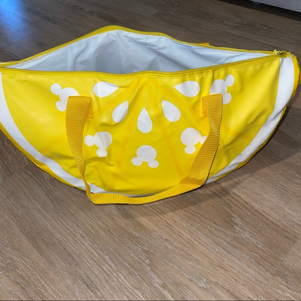 DISNEY MICKEY COOLER BAG